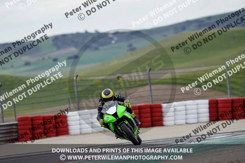 cadwell no limits trackday;cadwell park;cadwell park photographs;cadwell trackday photographs;enduro digital images;event digital images;eventdigitalimages;navarra;no limits trackdays;peter wileman photography;racing digital images;trackday digital images;trackday photos